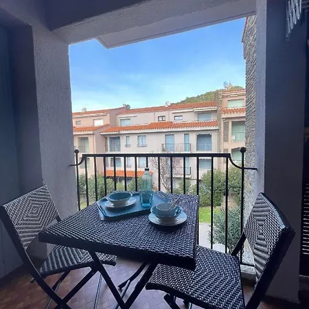 Apartment T2 Dans Avec Piscine, Court De Tennis Et Parking Prive 4pa59 *