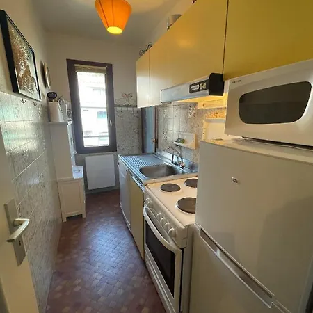 T2 Dans Avec Piscine, Court De Tennis Et Parking Prive 4pa59 Apartment *